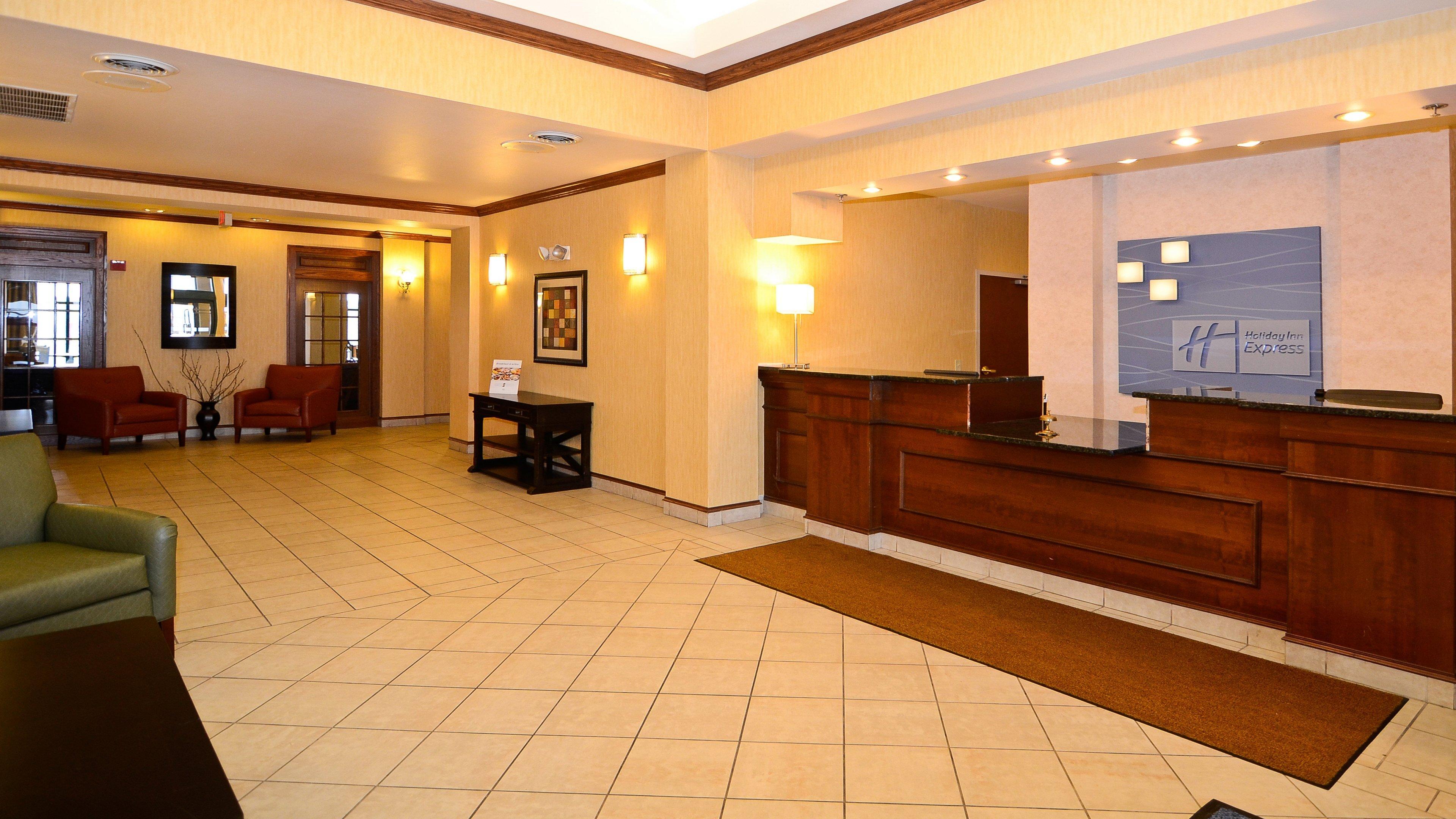Holiday Inn Express Hotel & Suites Fort Atkinson By Ihg Экстерьер фото